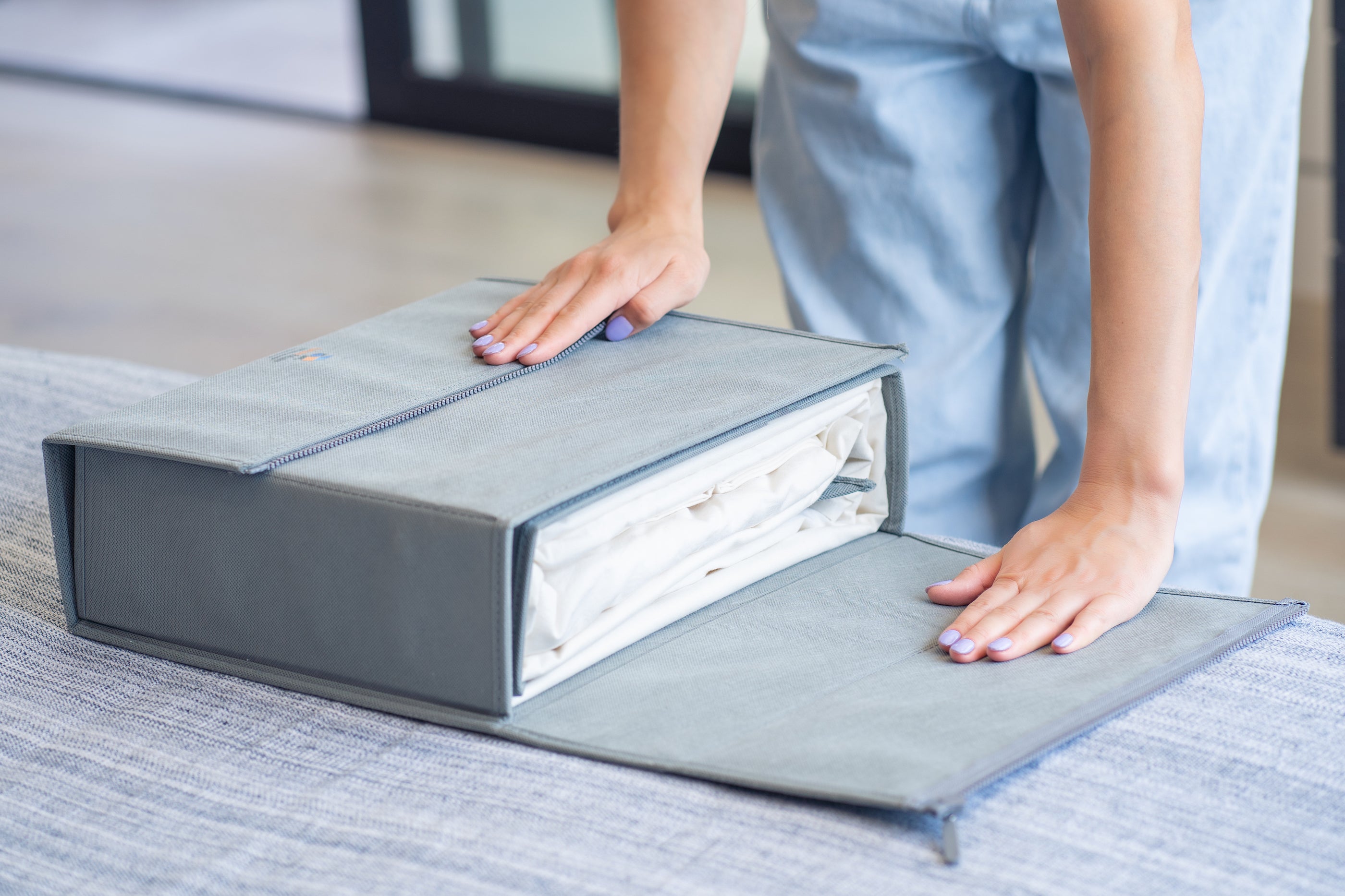 LinenMate The Unique Way to Fold, Store & Identify Your Bed Linens